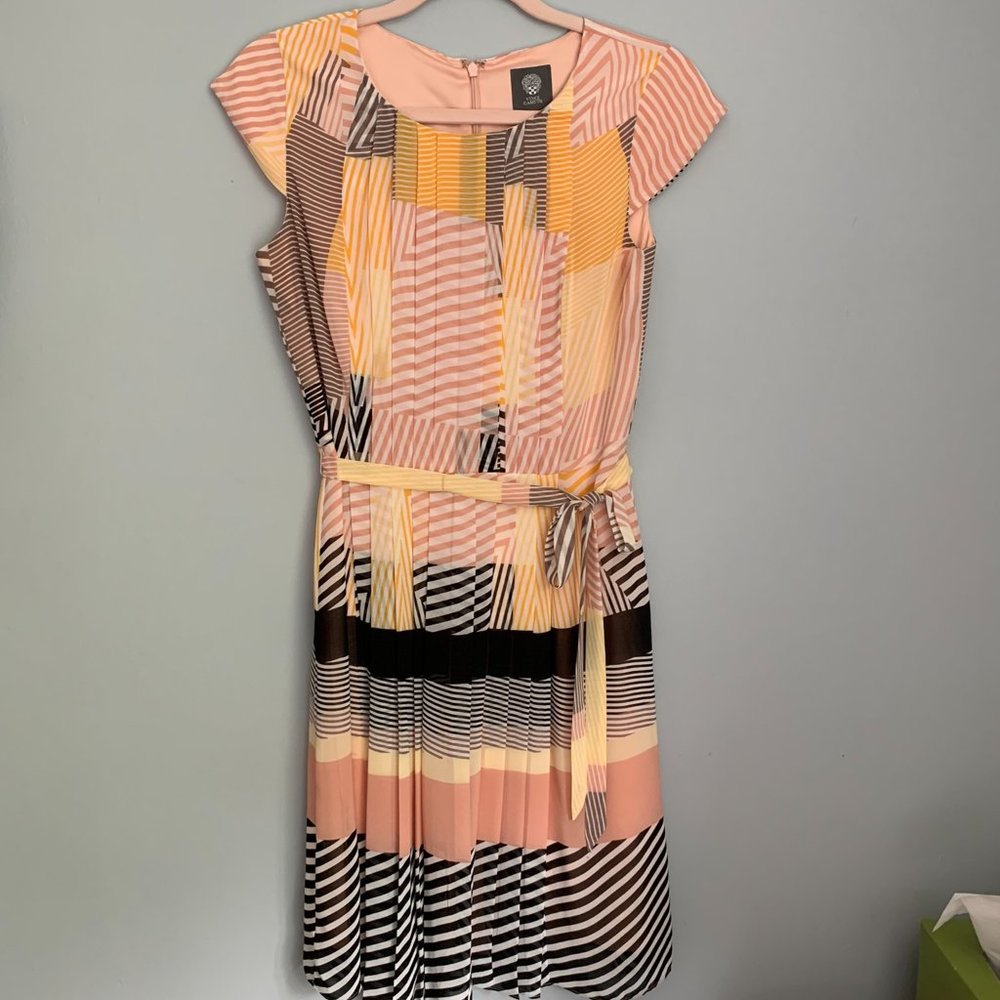 Vince Camuto Pleated Cap Sleeve Dress, Size 4, Pink, White, Black and Yellow Str